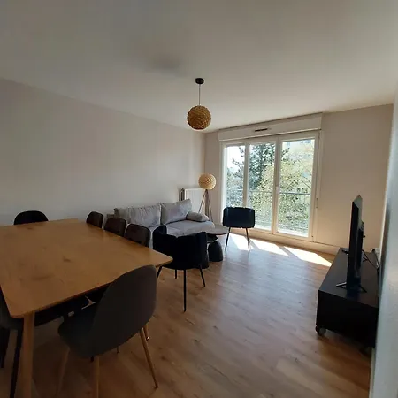 Le Domaine De La Corchade Tout Neuf Pour 6 Personnes Societe Selogerametz Com 梅斯